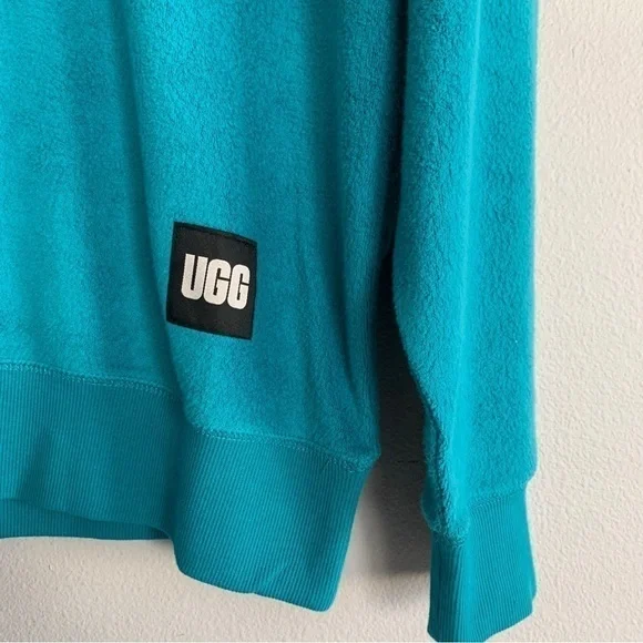 Ugg Men’s Kamryn Woven Fleece sweater Crewneck Marina Blue Logo Size Medium NWT - Picture 3 of 9